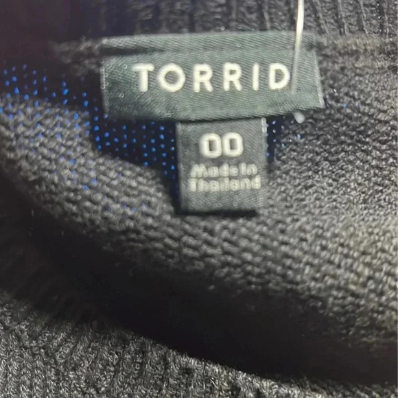 Torrid Black/White Scoop Neck Star Print Pullover Sweater 00 - Picture 8 of 8